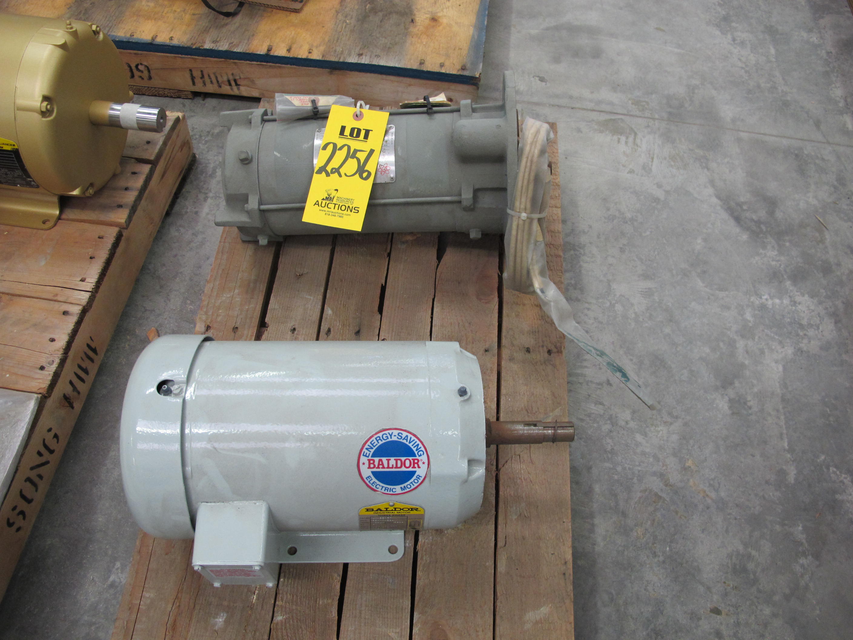 LOT (2) TO INCLUDE: (1) MOTOR, VALVE ACTUATOR TYPE, 5.3 HORSEPOWER, 460V 60HZ 3 PHASE ELEC RATING, 40 FT/LB START TORQUE, 3400 RPM, FE56 FRAME, 8 FT/LB RUN TORQUE, RH INSULATION CLASS, 15 MIN DUTY, TENV ENCLOSURE. SB-1-40-3600, PART # 1167723-966, (1) MOTOR, ELECTRIC, 5 HP 3495 RPM, 184JM34 FRAME, TEFC ENCLOSURE (W-44) LOADING & HANDLING FEE $15-